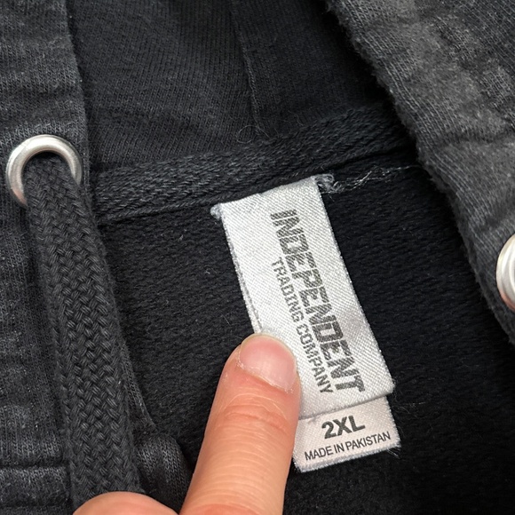 Set It Off Deathless Tour 2024 Rock Band Music Full Zip Hoodie Mens 2XL - Picture 7 of 9